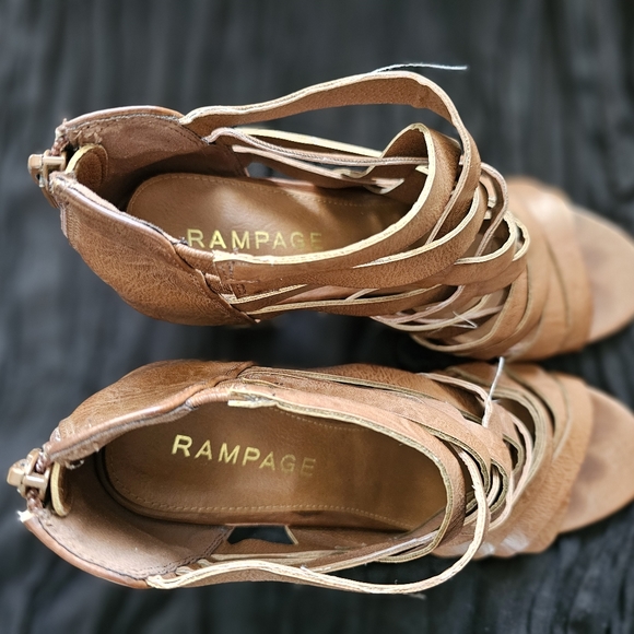 Rampage Tariah tan open toe heeled sandals - Picture 3 of 5